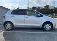 TOYOTA VITZ F