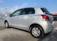 TOYOTA VITZ F
