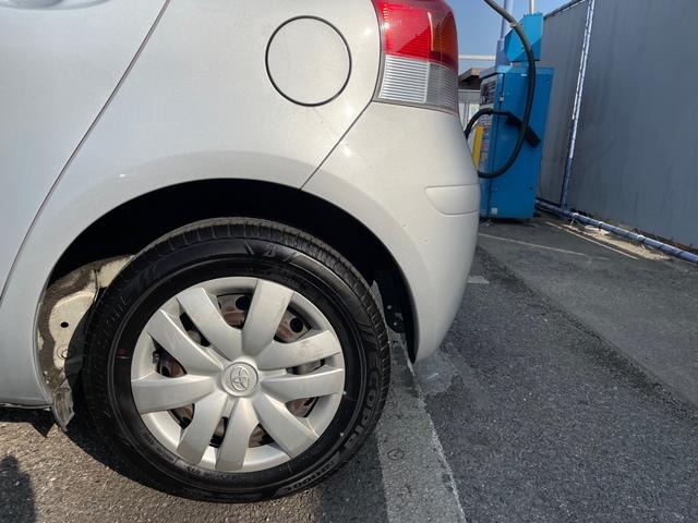 TOYOTA VITZ F