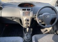 TOYOTA VITZ F