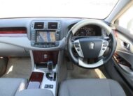 Toyota Crown Royal Saloon