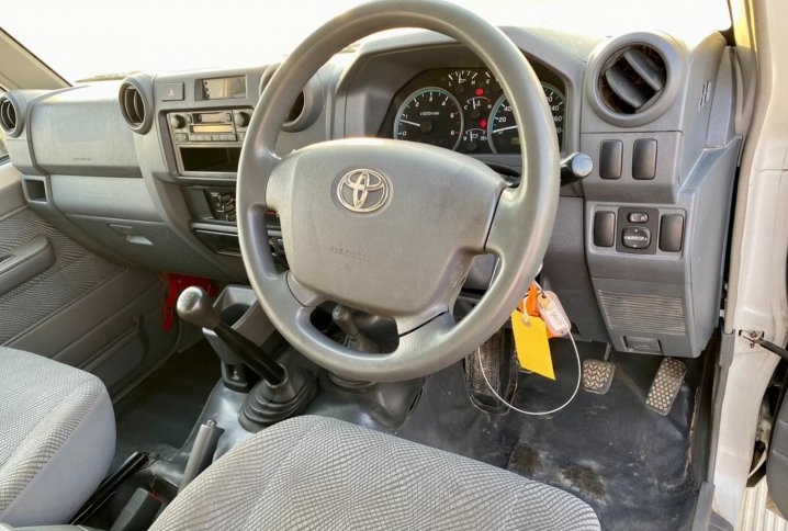 Toyota Land Cruiser Hard Top