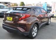 TOYOTA C-HR S