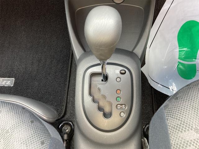 Toyota Vitz F