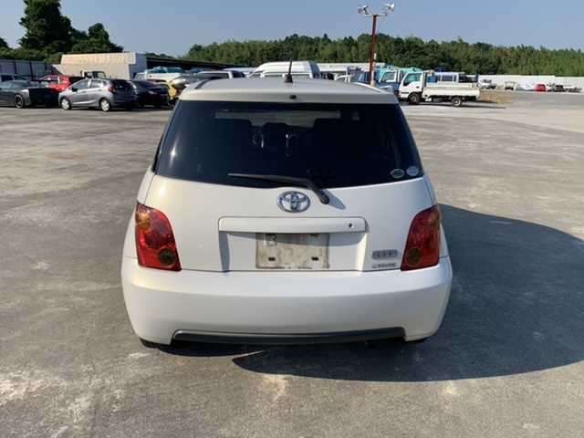 Toyota IST