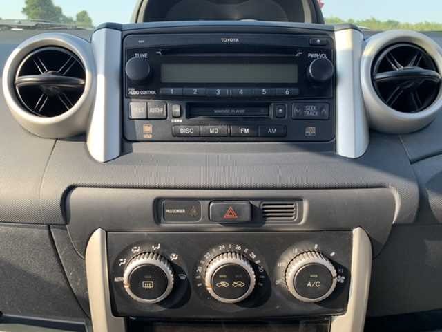 Toyota IST