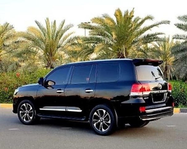 Toyota Land Cruiser GX.R V6 upgraded 2021