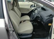 Toyota Vitz 2005