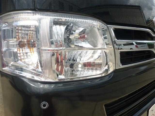 TOYOTA HIACE VAN LONG SUPER GL