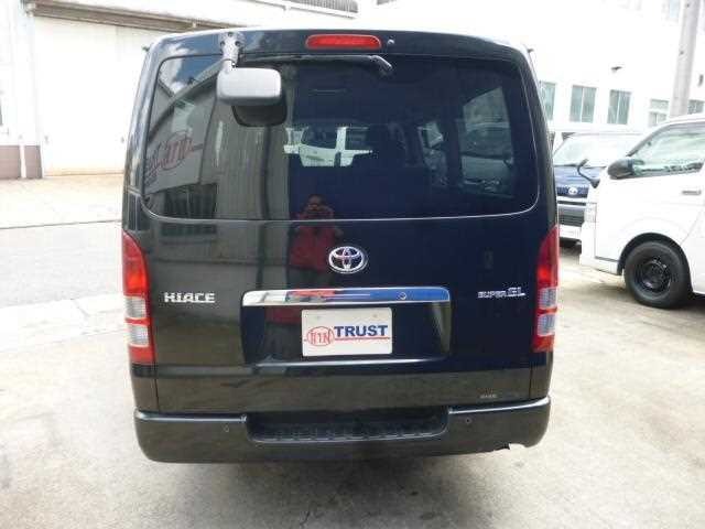 TOYOTA HIACE VAN LONG SUPER GL