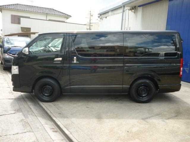 TOYOTA HIACE VAN LONG SUPER GL