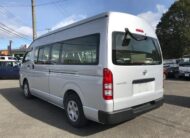 TOYOTA HIACE VAN LONG DX