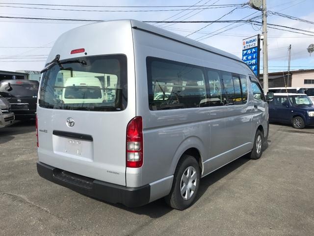 TOYOTA HIACE VAN LONG DX