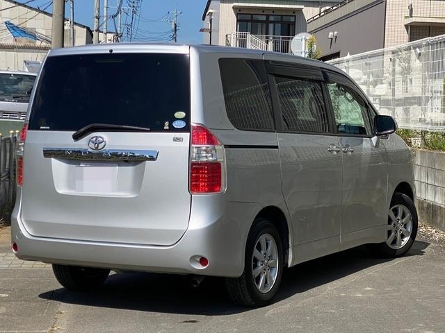 TOYOTA NOAH X SMART EDITION